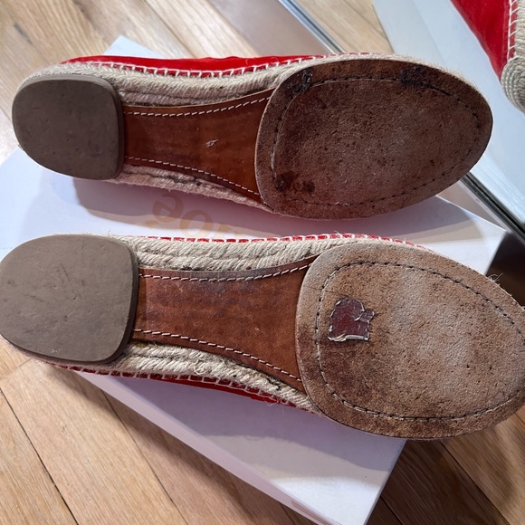 Chloé Red Suede Scallop Espadrilles - Picture 7 of 10
